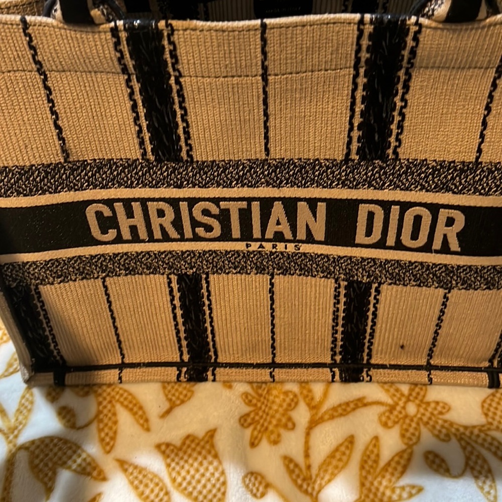 Small Dior tote limited edition